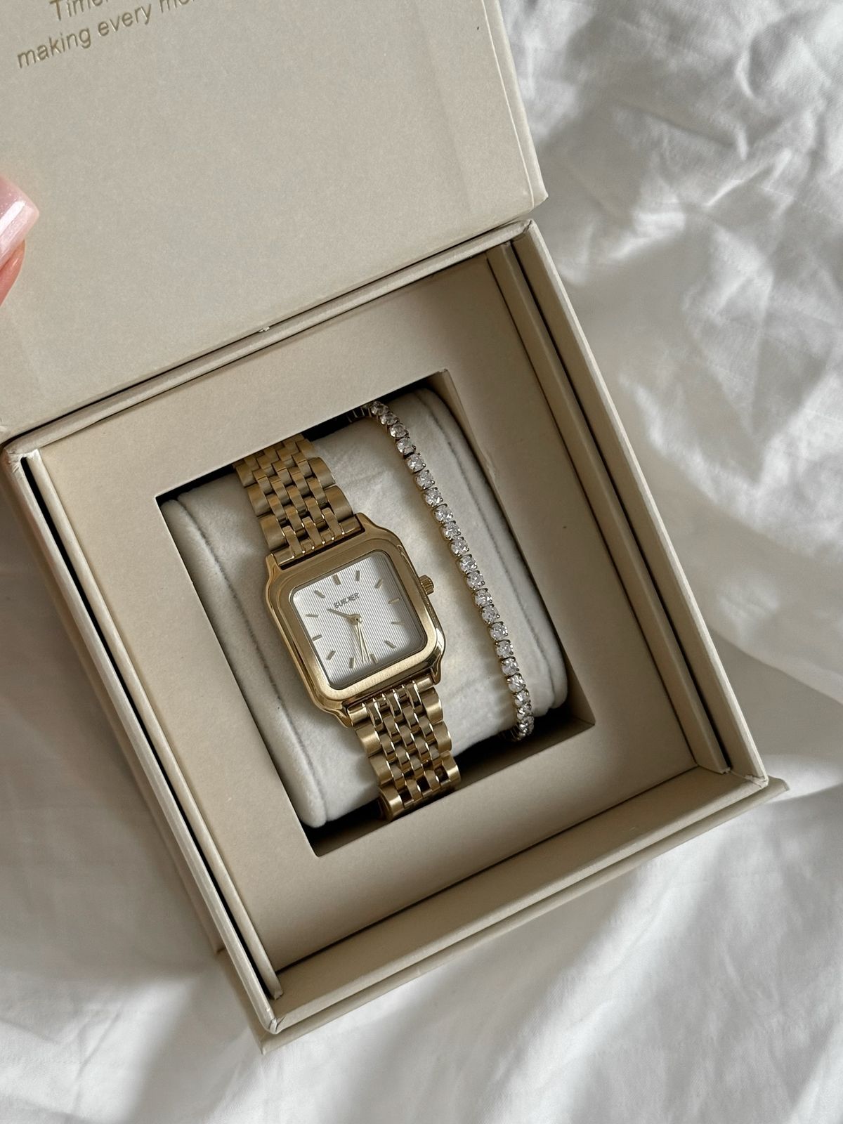 SURIER WATCH